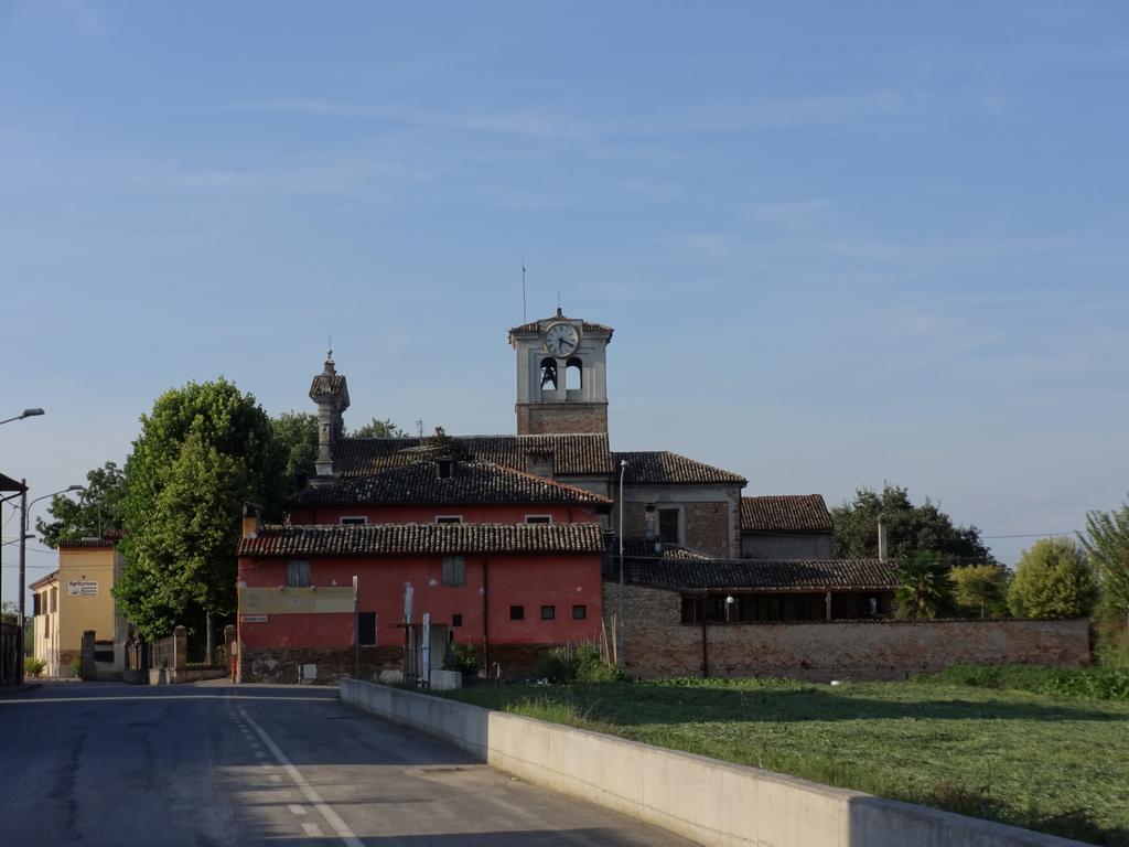 Piadena Agriturismo Rivieraoglio מראה חיצוני תמונה